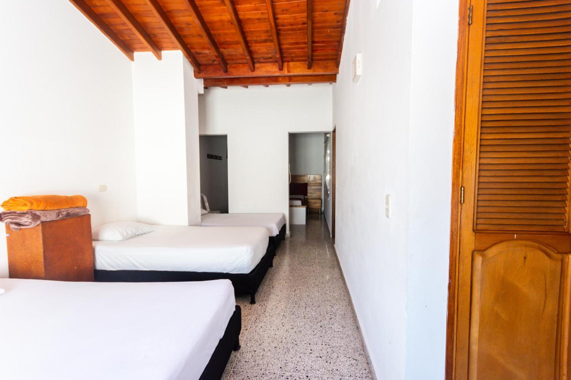 Hotel Bicentenario Rionegro Exteriör bild