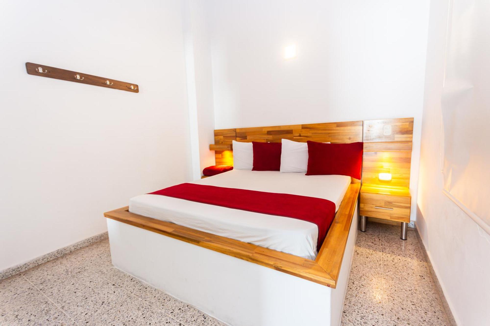 Hotel Bicentenario Rionegro Exteriör bild