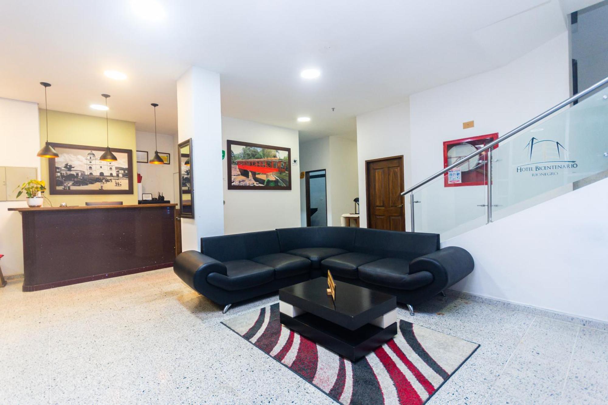 Hotel Bicentenario Rionegro Exteriör bild